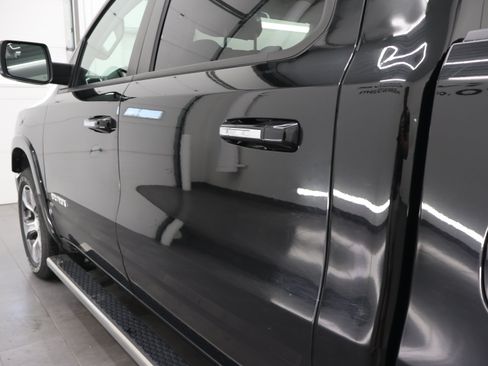 Used 2022 RAM 1500 Laramie AWD/4WD image 32