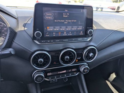 Used 2021 Nissan Sentra SV FWD image 16