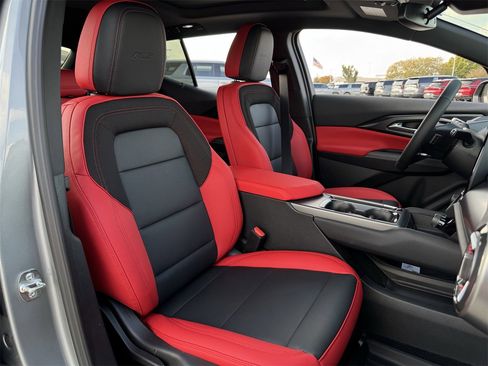 New 2026 Chevrolet Equinox EV RS image 22