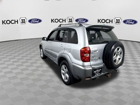 Used 2005 Toyota RAV4 4WD image 6