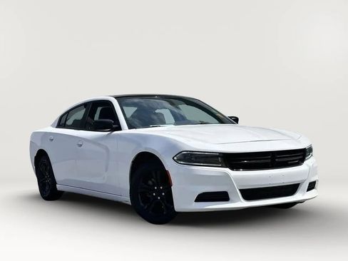 Used 2022 Dodge Charger SXT RWD image 7