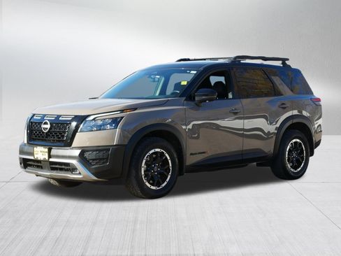Certified 2023 Nissan Pathfinder Rock Creek image 3