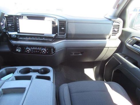 Certified 2024 Chevrolet Silverado 1500 LT AWD/4WD image 14