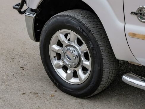 Used 2016 Ford F250 Lariat w/ Lariat Interior Package image 63