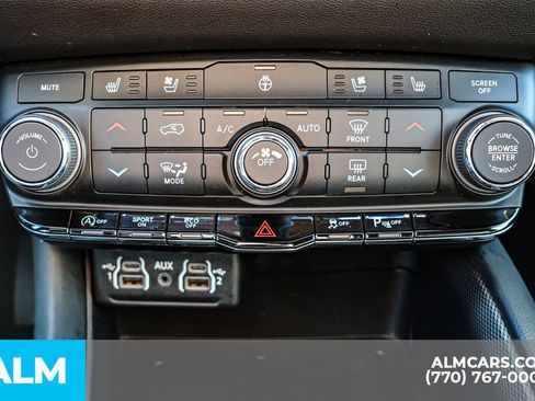 Used 2024 Dodge Durango GT image 44