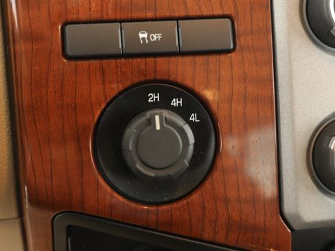 Used 2015 Ford F250 King Ranch image 19