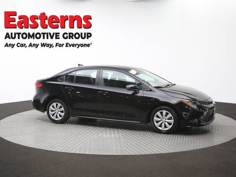 Used 2025 Toyota Corolla LE FWD image 45