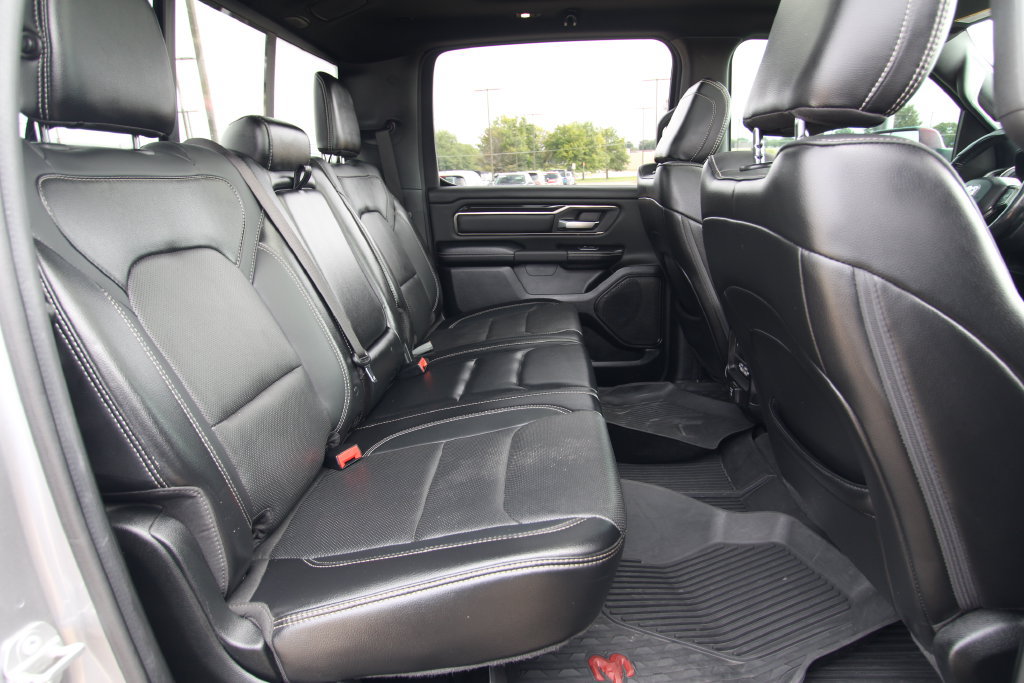 Used 2020 RAM 1500 Sport w/ Level 2 Equipment Goup w/2_L AWD/4WD image 10