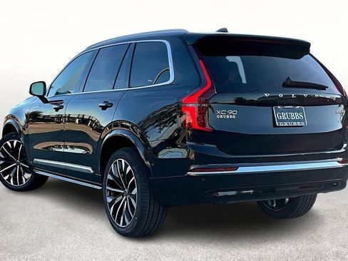 New 2026 Volvo XC90 B6 Plus image 5