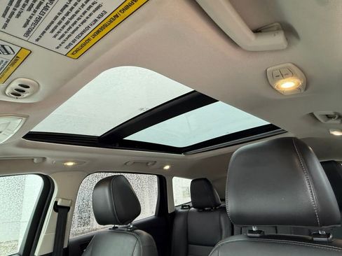 Used 2014 Ford Escape Titanium image 16