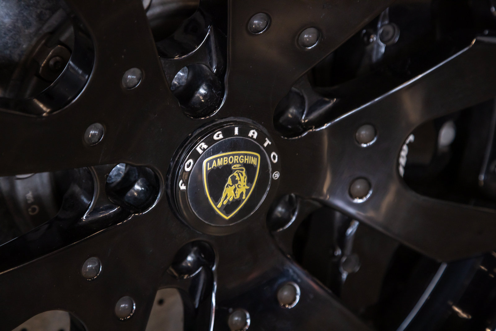Used 2015 Lamborghini Huracan LP 610-4 AWD/4WD image 30