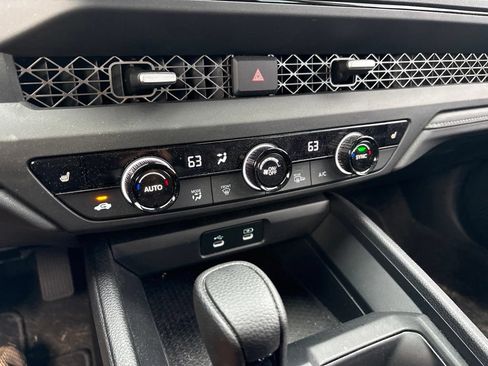 Used 2025 Honda Accord SE image 24