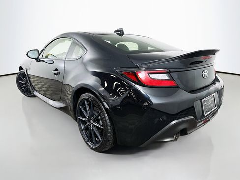 Used 2023 Toyota GR86 Premium image 5