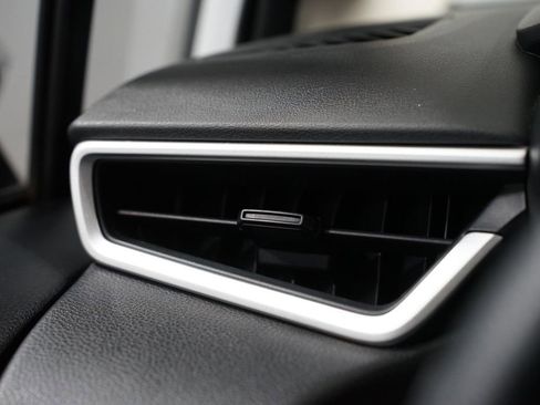 Certified 2025 Toyota Corolla LE image 23