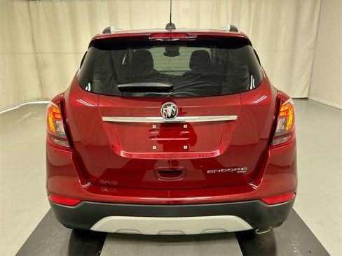 Certified 2022 Buick Encore Preferred w/ Safety Package image 20