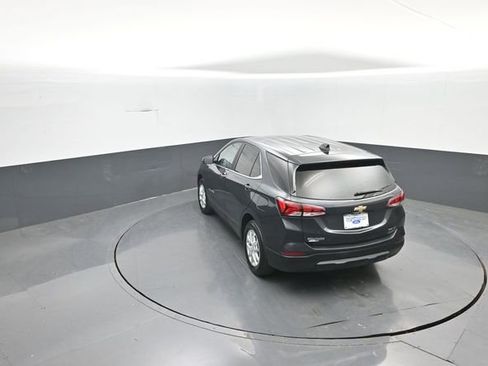 Used 2022 Chevrolet Equinox LT AWD/4WD image 28