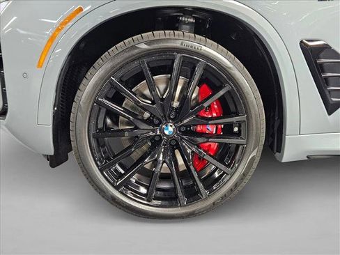 New 2026 BMW X5 M60i image 9