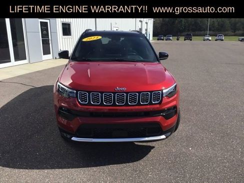 Used 2024 Jeep Compass Limited w/ Elite Group AWD/4WD image 3