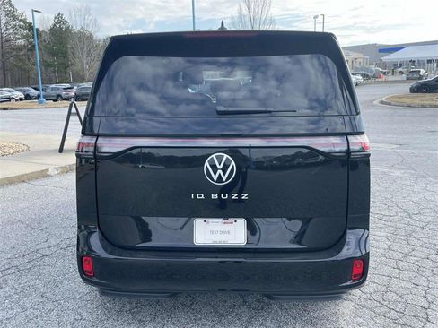 New 2025 Volkswagen ID. Buzz Pro S RWD image 5