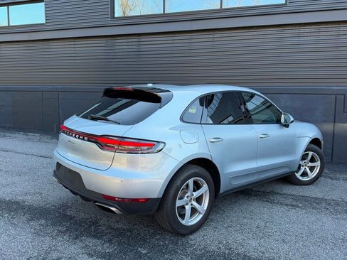 Certified 2019 Porsche Macan image 10