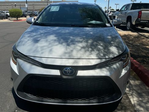 Used 2022 Toyota Corolla LE w/ Carpet Mat Package (TMS) FWD image 22