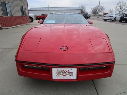 Used 1987 Chevrolet Corvette Coupe image 4