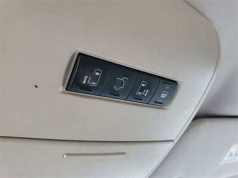 Used 2010 Dodge Grand Caravan SXT w/ Family Value Group image 20