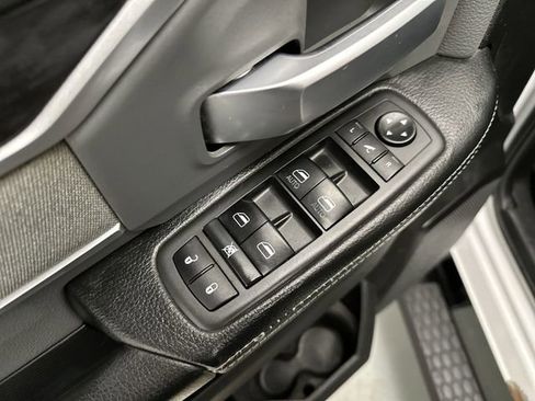 Used 2021 RAM 2500 Big Horn w/ Level 1 Equipment Group AWD/4WD image 18