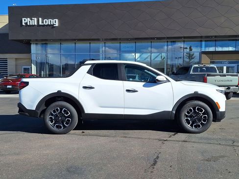 Used 2024 Hyundai Santa Cruz SEL image 2