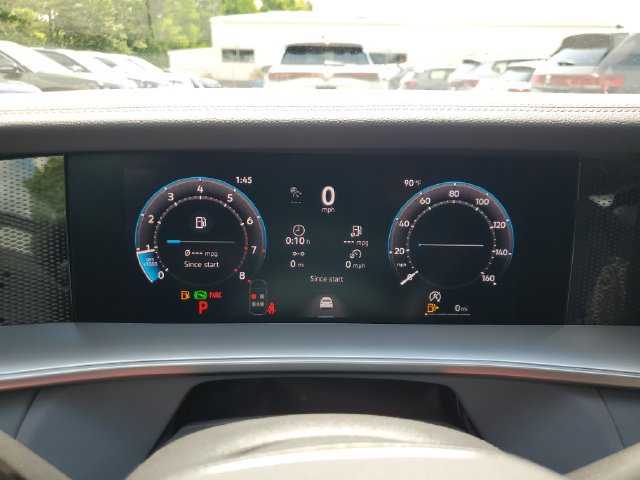 New 2026 Volkswagen Tiguan SE R-Line FWD image 24