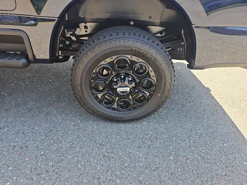 New 2025 Ford F350 Lariat w/ Lariat Ultimate Package image 31