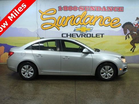 Used 2015 Chevrolet Cruze LT image 1
