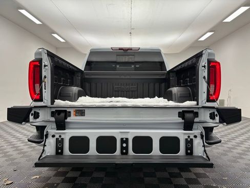 New 2026 GMC Sierra 1500 Denali w/ Denali Reserve Package image 11