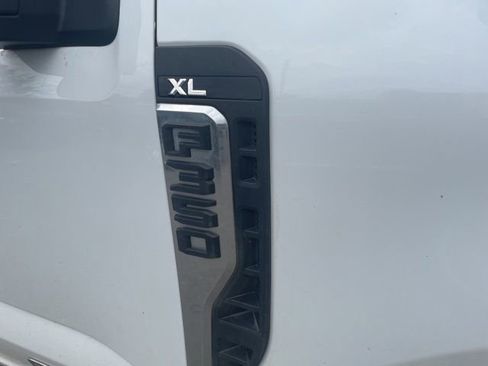 Used 2023 Ford F350 XL w/ XL Chrome Package image 7