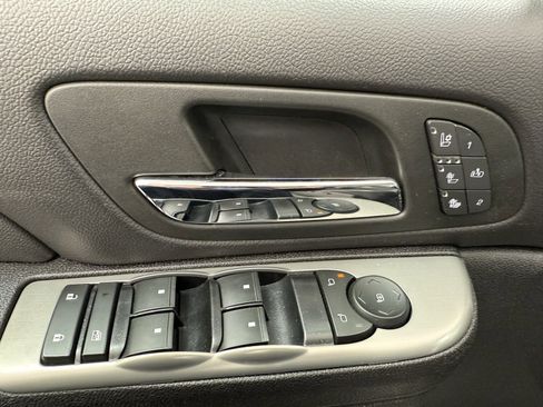 Used 2013 Chevrolet Silverado 2500 LTZ w/ LTZ Plus Package image 15