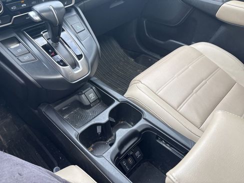 Used 2019 Honda CR-V Touring image 24