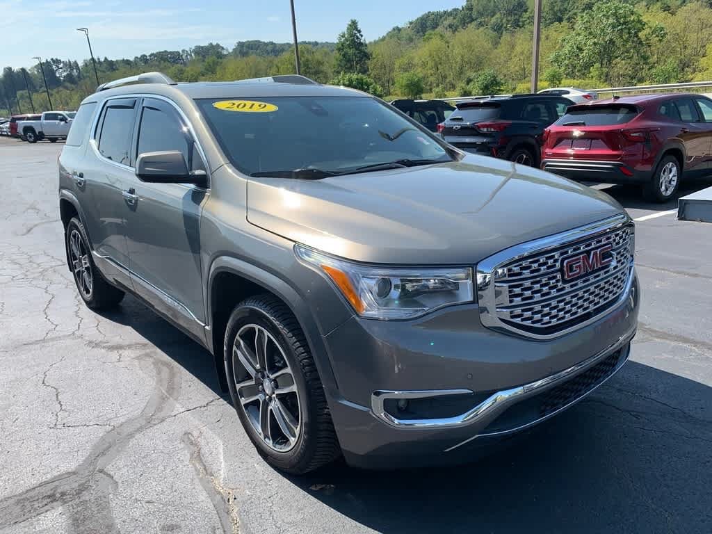 Certified 2019 GMC Acadia Denali w/ Technology Package AWD/4WD image 8
