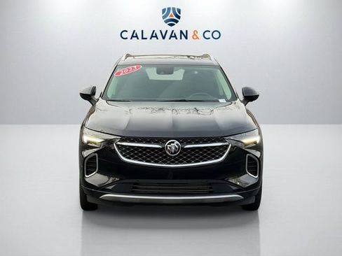 Used 2023 Buick Envision Avenir image 2