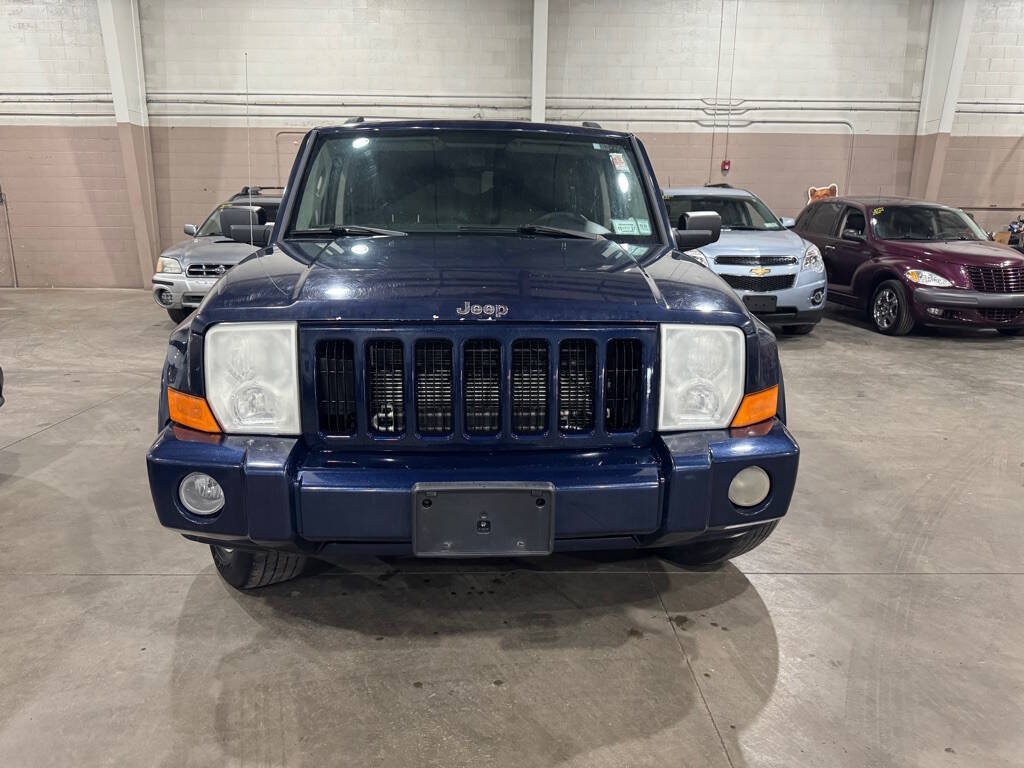 Used 2006 Jeep Commander 4WD image 2