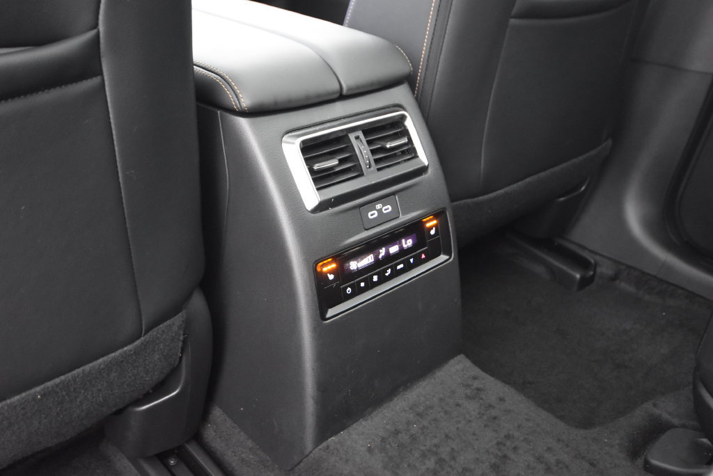Certified 2025 MAZDA CX-90 Plug-In Hybrid w/ Premium Plus AWD/4WD image 28
