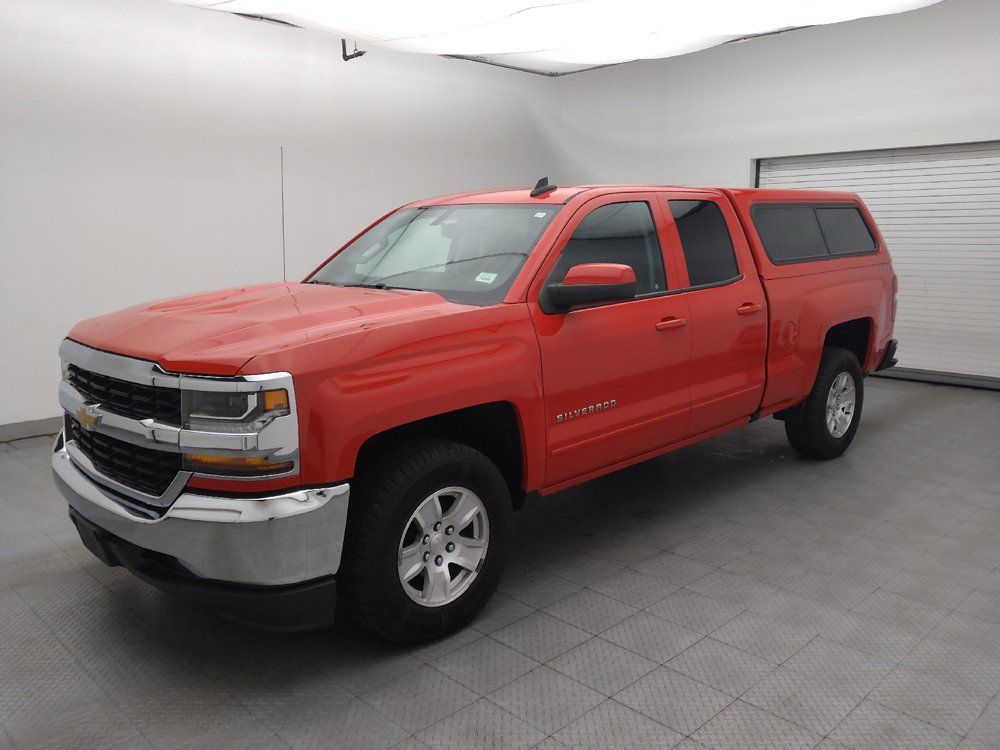 Used 2019 Chevrolet Silverado 1500 LT AWD/4WD image 2