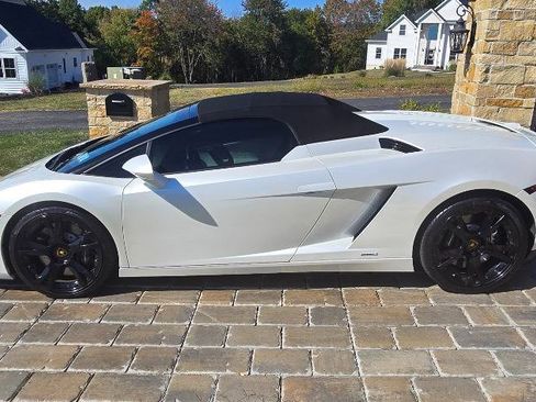 Used 2011 Lamborghini Gallardo LP 560-4 image 5