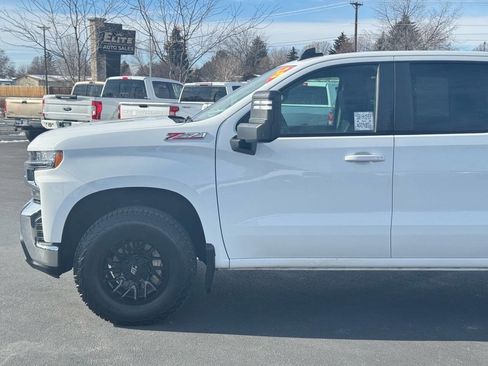 Used 2020 Chevrolet Silverado 1500 LT w/ Convenience Package image 12