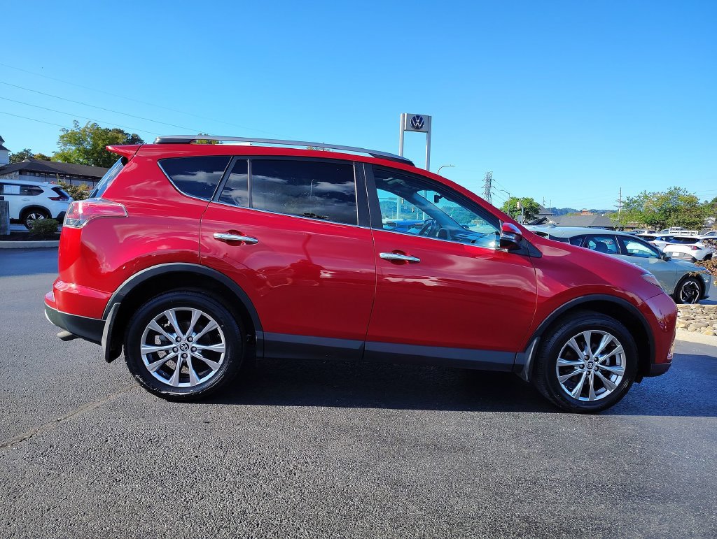 Used 2017 Toyota RAV4 Limited w/ Advanced Technology Package AWD/4WD image 4