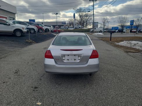 Used 2007 Honda Accord VP image 6