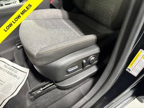 Used 2023 Chevrolet Equinox LT AWD/4WD image 14