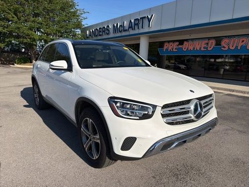 Used 2021 Mercedes-Benz GLC 300 image 2