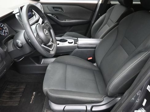 Used 2023 Nissan Rogue S AWD/4WD image 16
