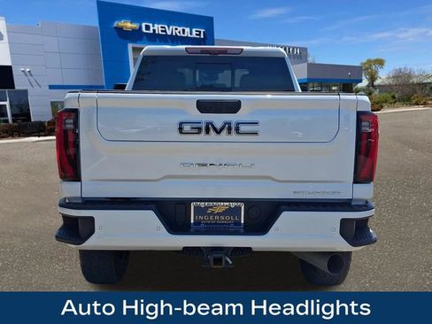 Used 2025 GMC Sierra 2500 Denali Ultimate w/ Snow Plow Prep/Camper Package AWD/4WD image 26