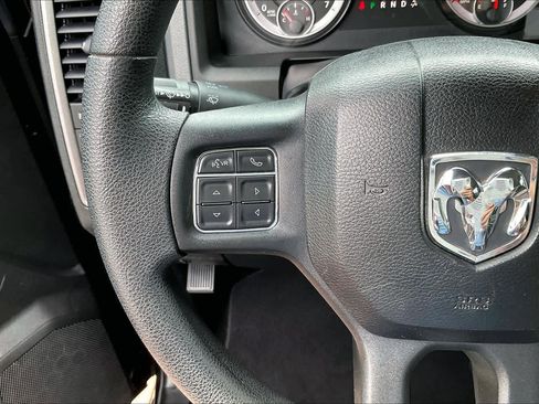 Used 2015 RAM 1500 Express AWD/4WD image 23